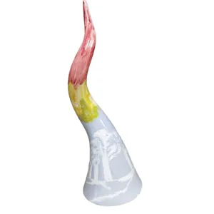 Corno beneaugurante con decori moderni